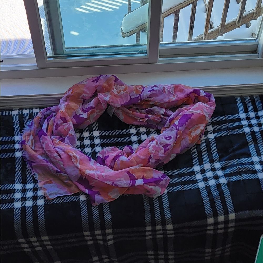 Target Scarf - Picture 1 of 1